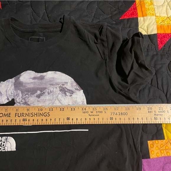 North face bear graphic black t shirt - Picture 4 of 4